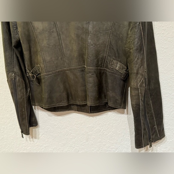 Andrew Marc Vintage 100% Leather Cropped Moto Jacket Unisex Size XS - Picture 11 of 15